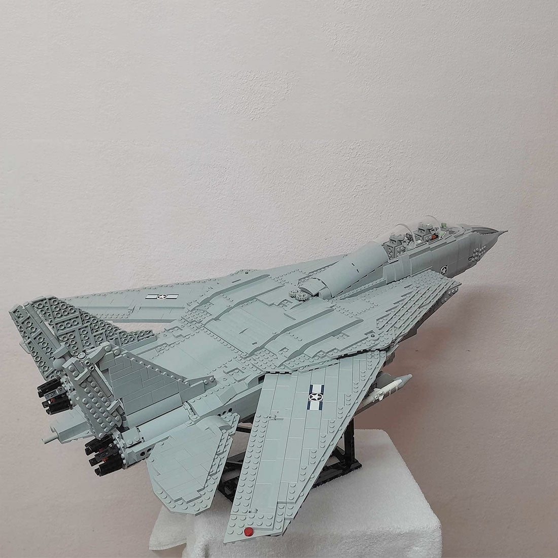 1/21 Scale F - 14 Tomcat Military Fighter Jet - LesDiy - 