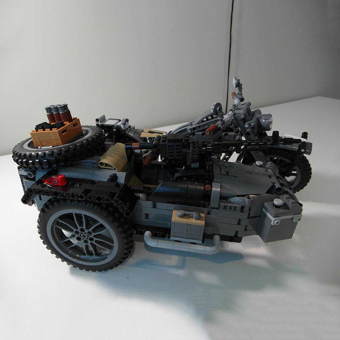 MOC-131315 BMW R75 Sidecar combination | lesdiy.com