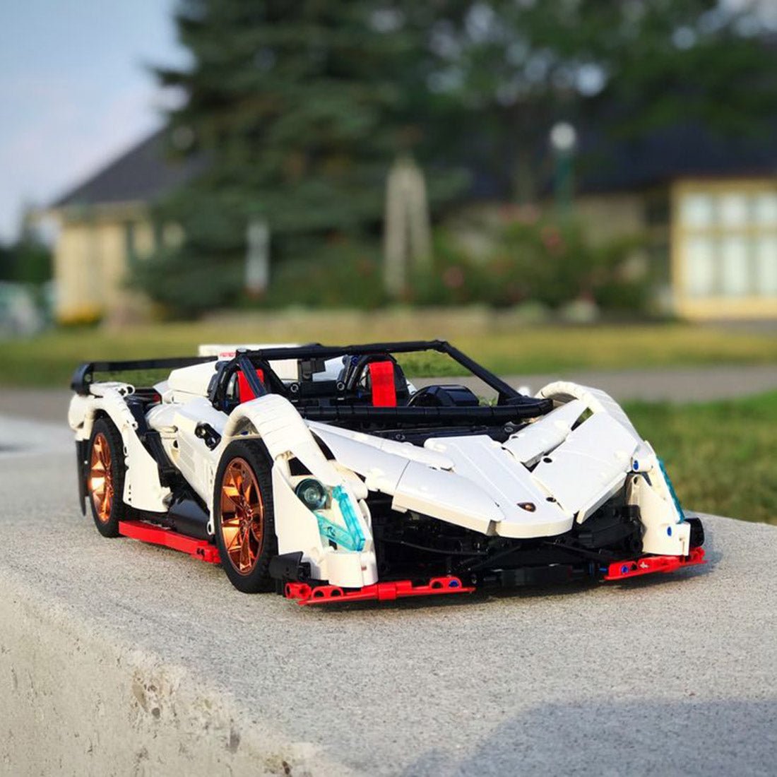 MOC - 10574 Lamborghini Veneno Roadster - Dynamic - LesDiy