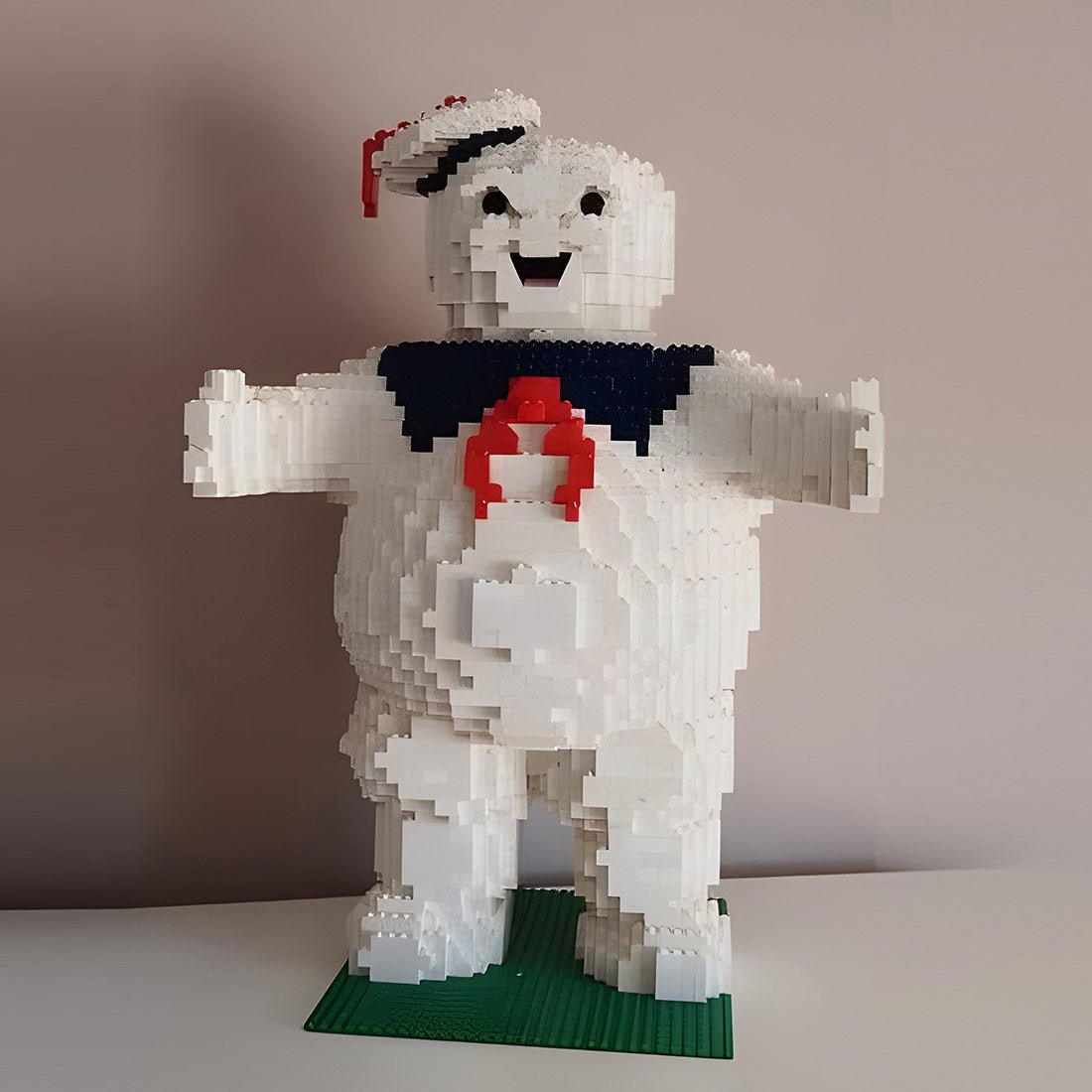 MOC - 110054 Stay Puft Marshmallow Man - LesDiy