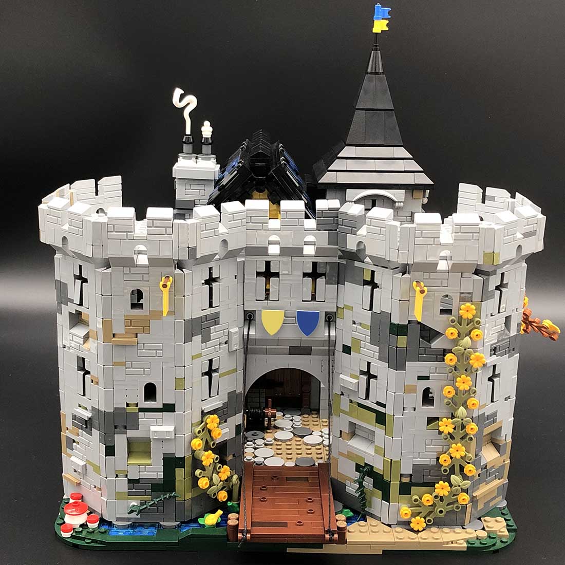 MOC - 113094 Black Falcon's Fortress - LesDiy