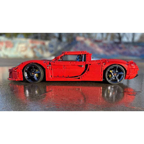 MOC - 131400 Porsche Carrera GT - Dynamic - LesDiy