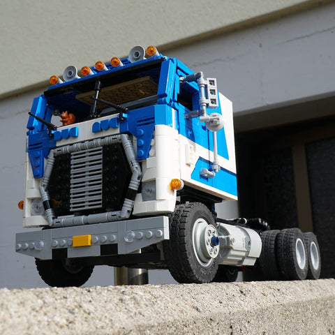 MOC - 144890 RC FORD WT9000 1:17 Cabover Truck "Blue Mule" - LesDiy