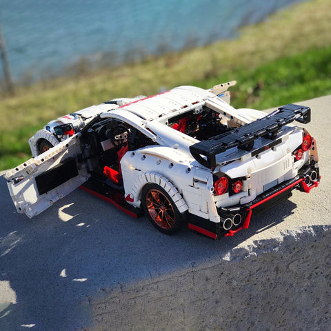 MOC - 25326 Nissan GT - R - Dynamic - LesDiy