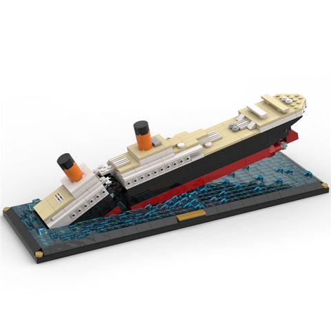 MOC - 51466 Titanic Sinking Scene - LesDiy - MOC