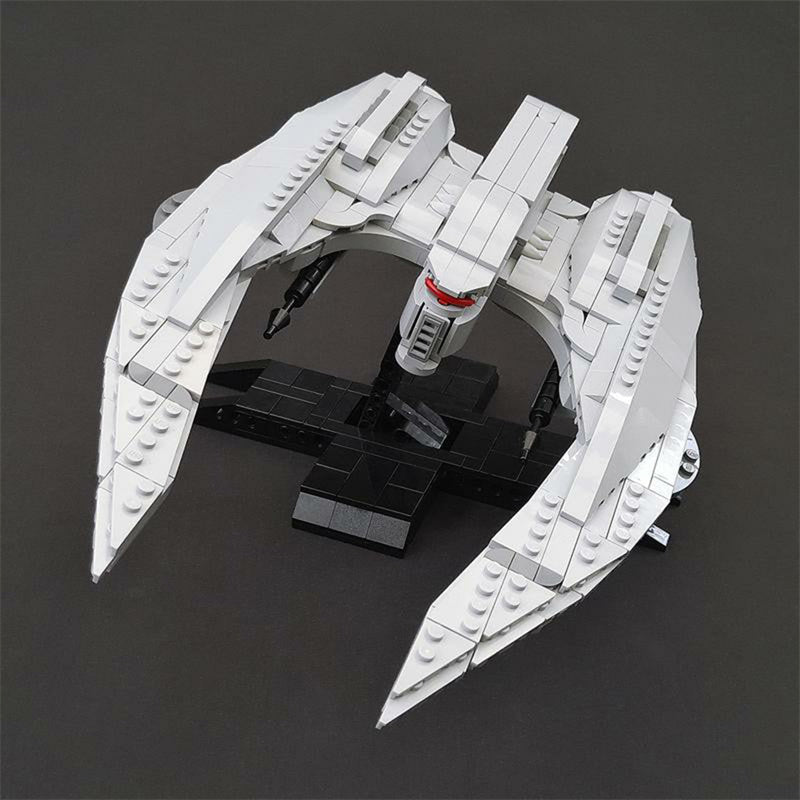 MOC - 85569 MK II Cylon Raider - LesDiy