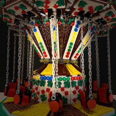 MOC Christmas Chained Carousel - LesDiy