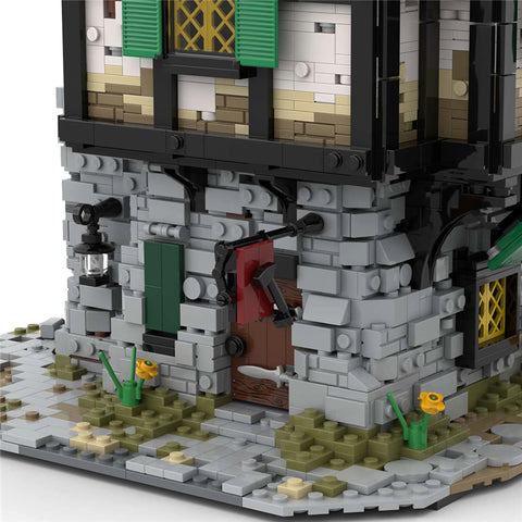 MOC-44070 The Medieval Smithy